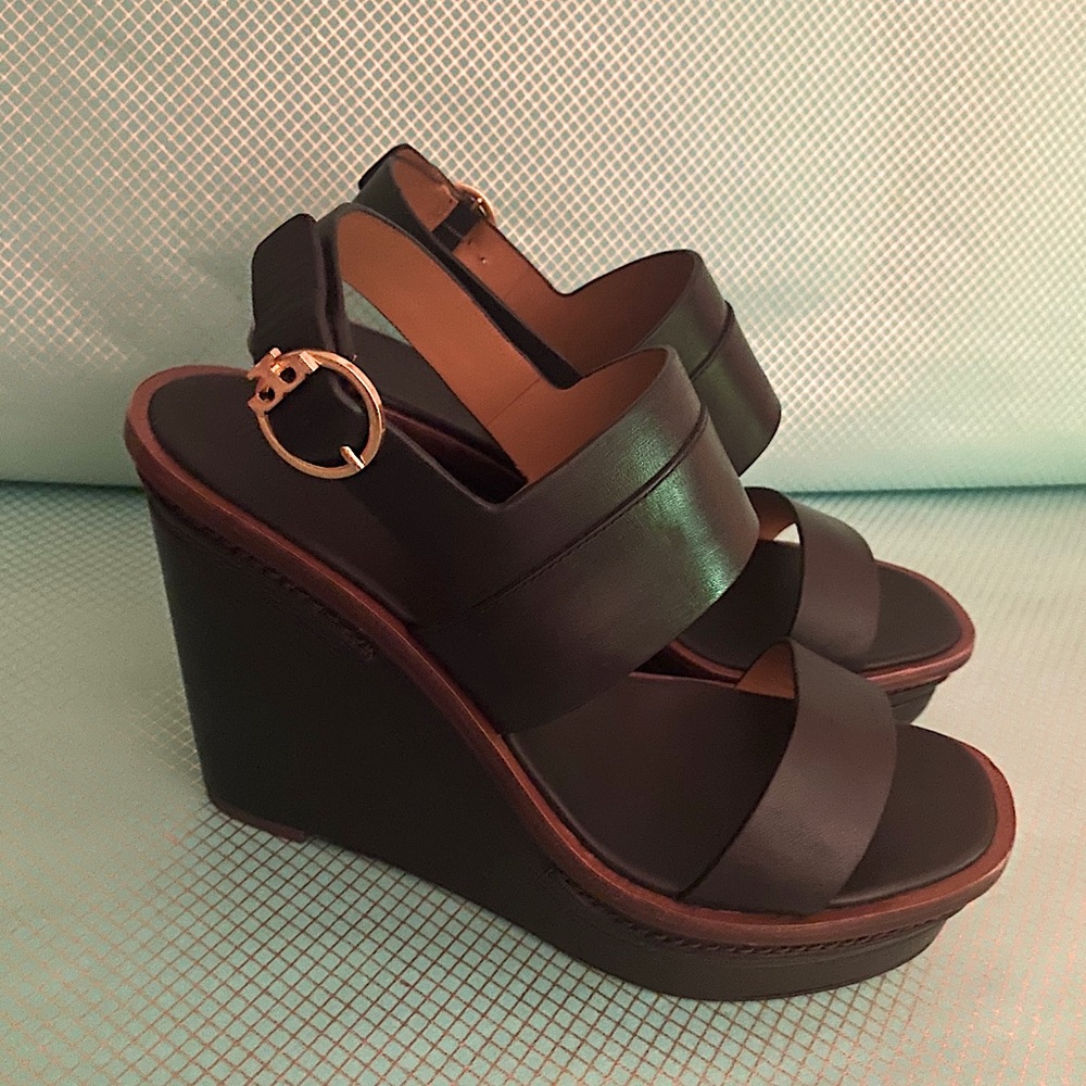TORY BURCH Selby Wedge Sandals Black—Size 8.5 US